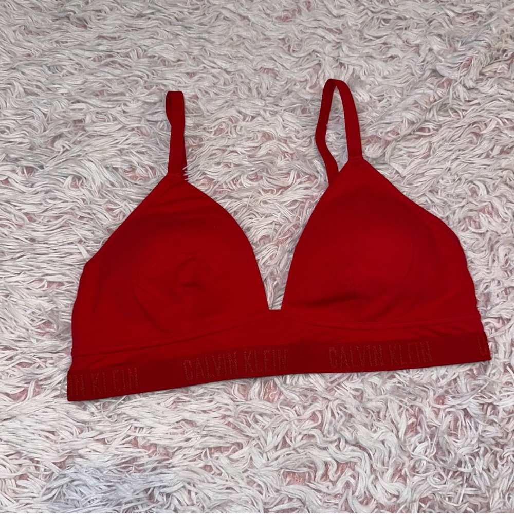 Calvin Klein Red Wireless Triangle Logo Bra